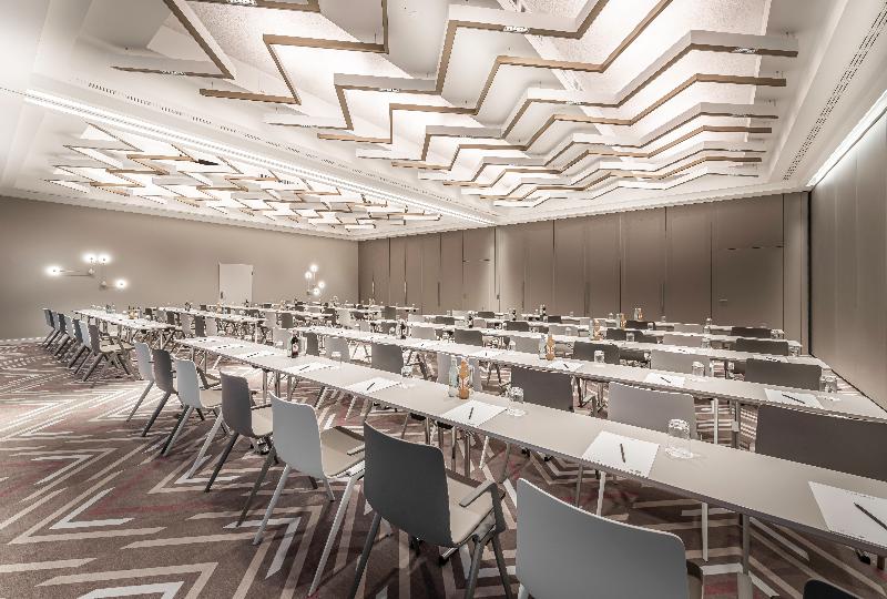 Steigenberger Hotel Treudelberg Hamburg - Toplantı