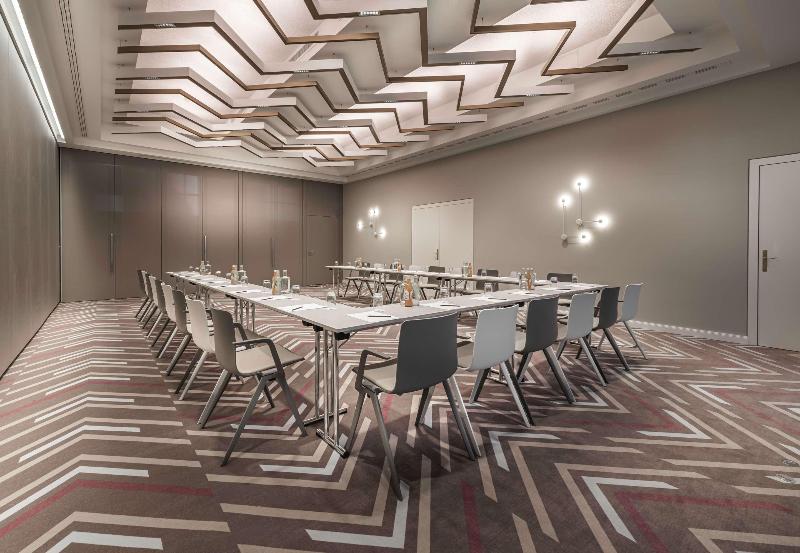 Steigenberger Hotel Treudelberg Hamburg - Toplantı
