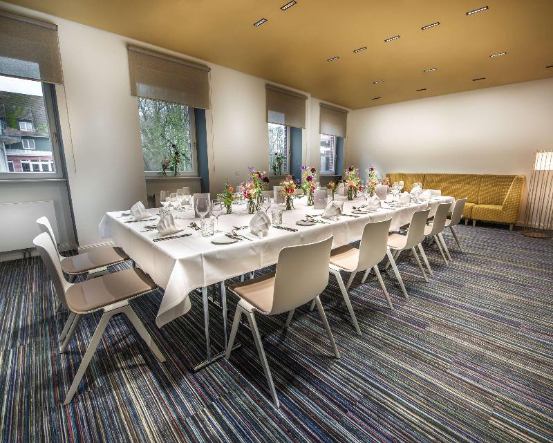 Steigenberger Hotel Treudelberg Hamburg - Toplantı