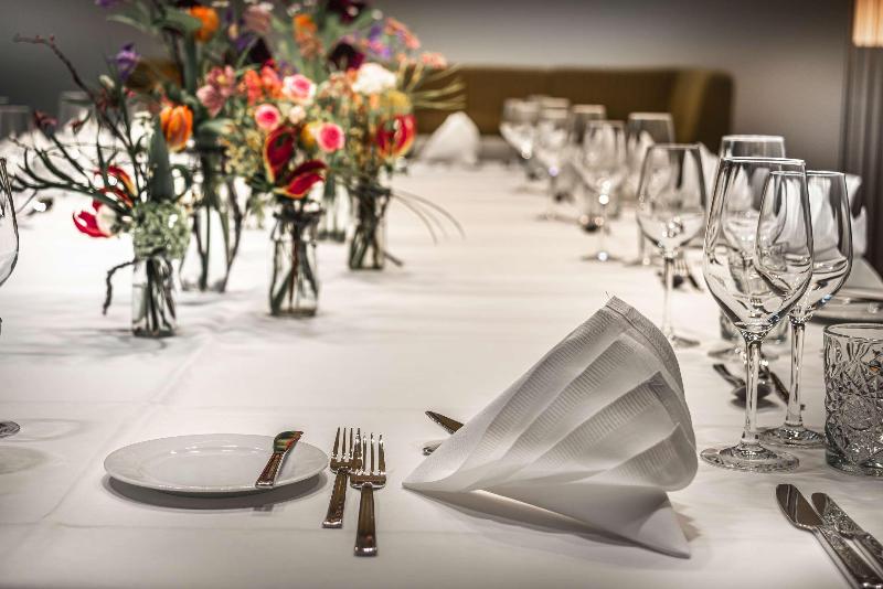 Steigenberger Hotel Treudelberg Hamburg - Toplantı