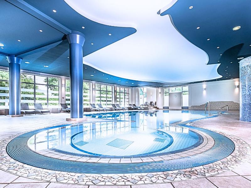 Steigenberger Hotel Treudelberg Hamburg - Havuz