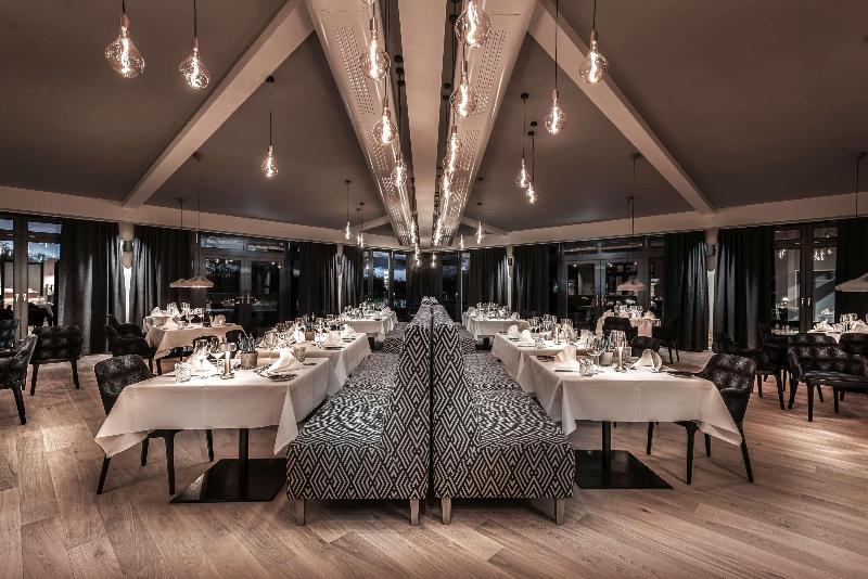 Steigenberger Hotel Treudelberg Hamburg - Restoran