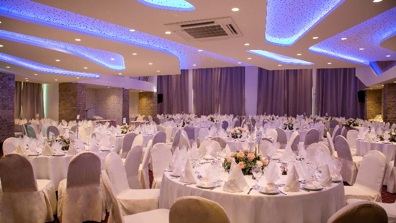 Cleopatra Hotel - Genel