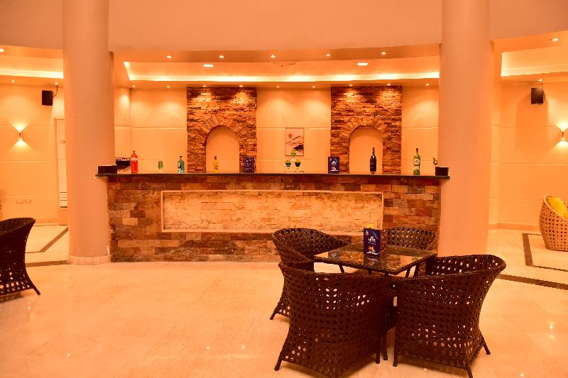 Dive Inn Resort - Bar