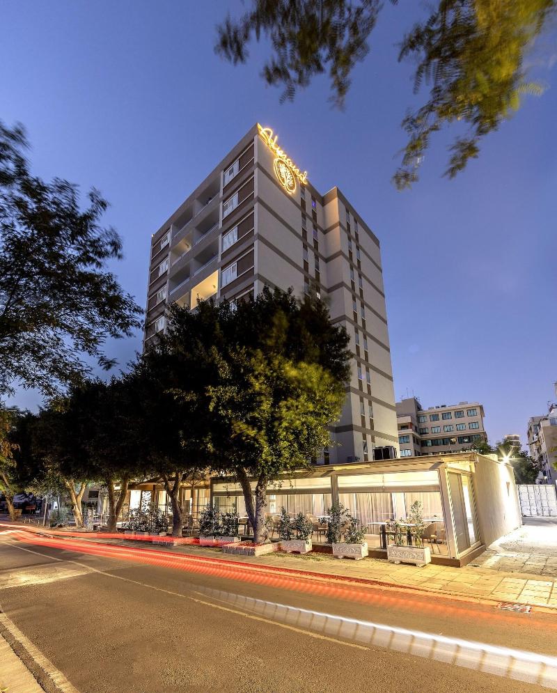 Almond Business Suites - Genel