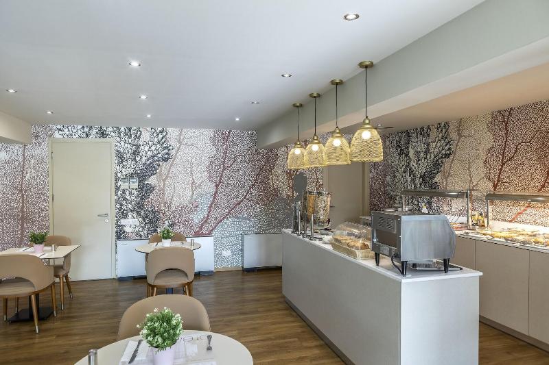 Almond Business Suites - Restoran