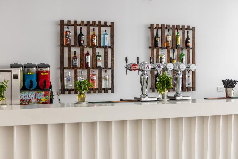 Papantonia Hotel Apts - Bar