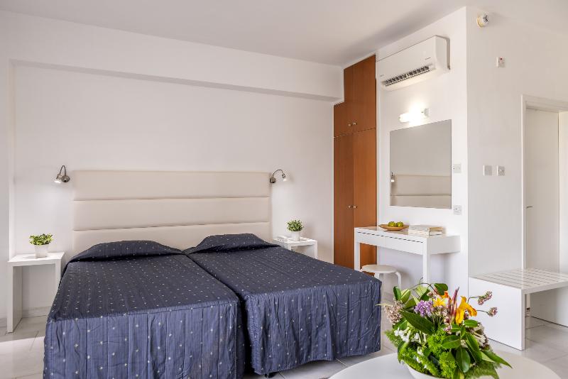 Papantonia Hotel Apts - Oda