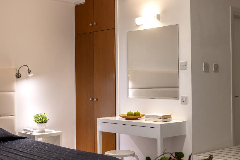 Papantonia Hotel Apts - Oda