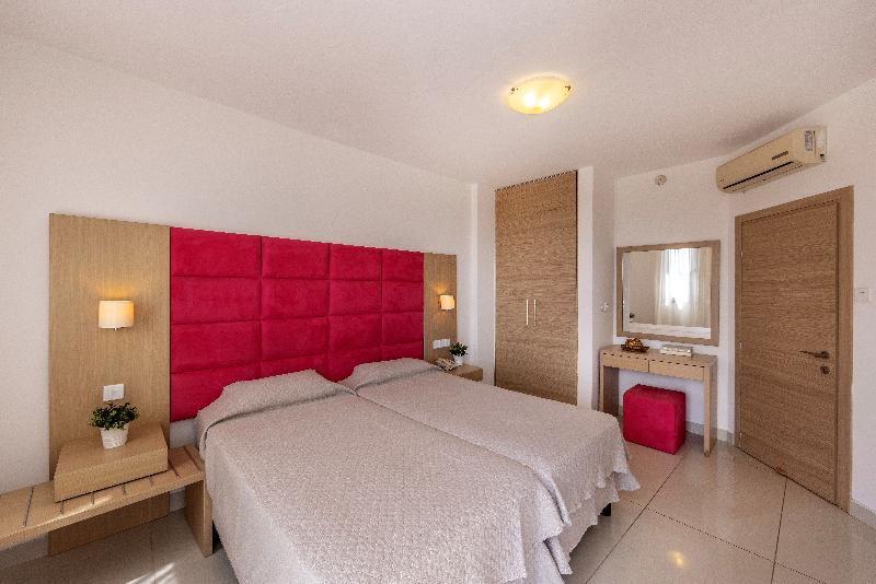 Papantonia Hotel Apts - Oda