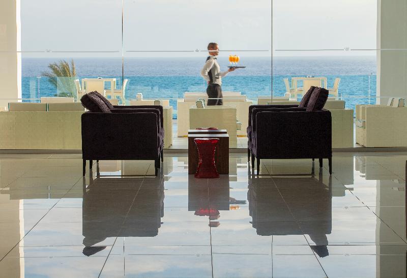 King Evelthon Beach Hotel & Resort - Lobi