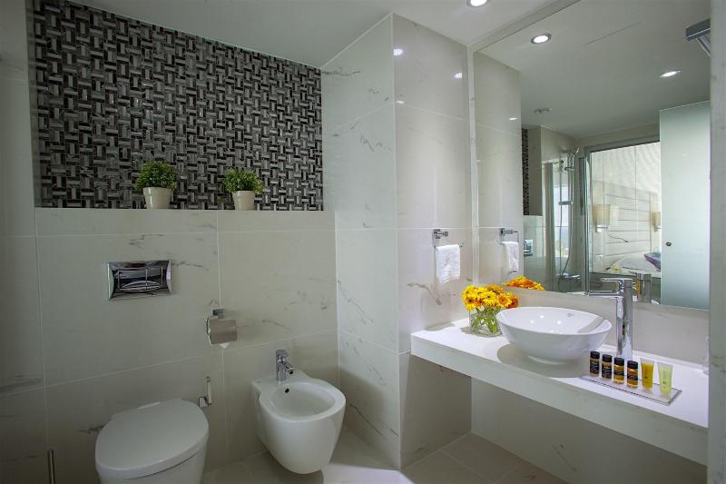 King Evelthon Beach Hotel & Resort - Oda