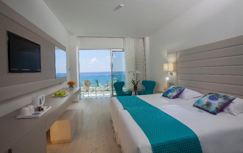 King Evelthon Beach Hotel & Resort - Oda