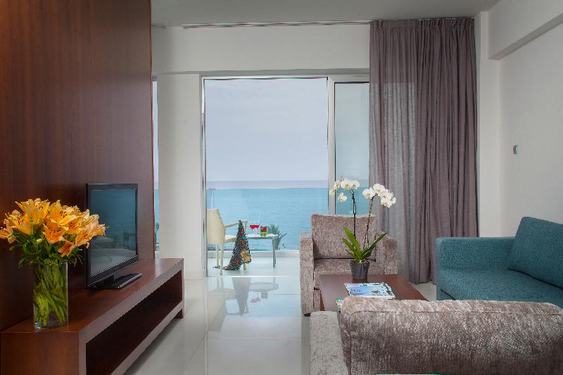 King Evelthon Beach Hotel & Resort - Oda