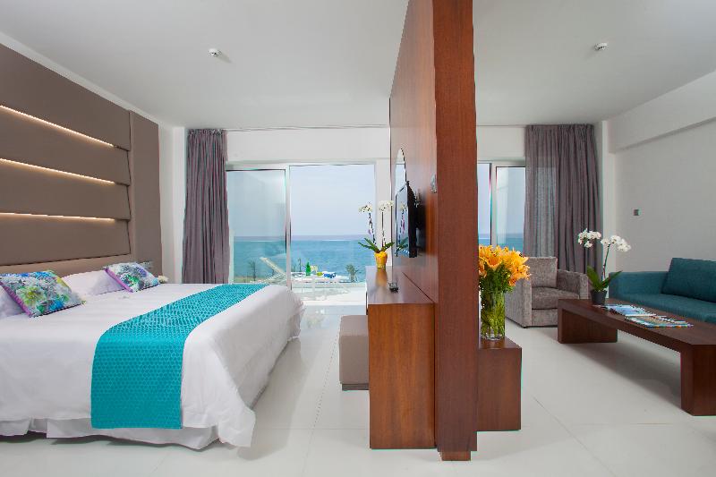 King Evelthon Beach Hotel & Resort - Oda