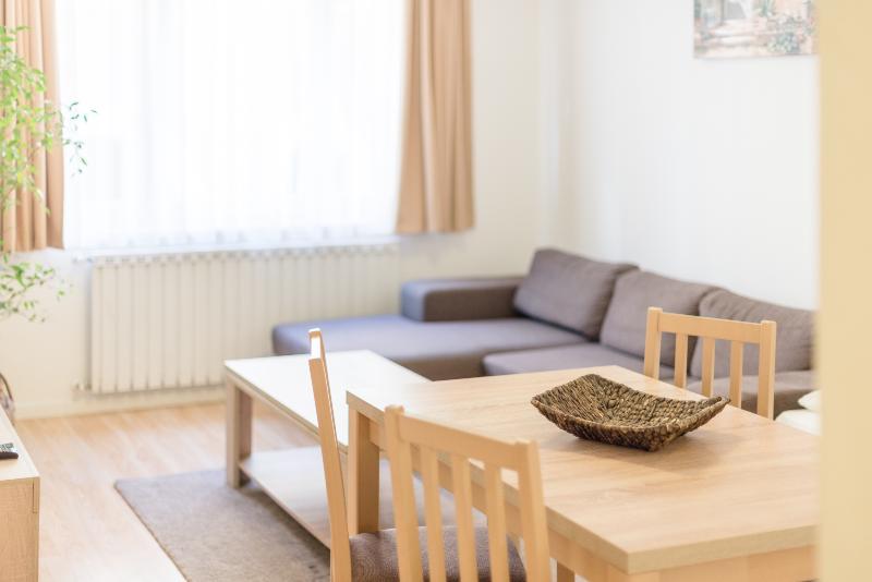 Prince Apartments - Genel
