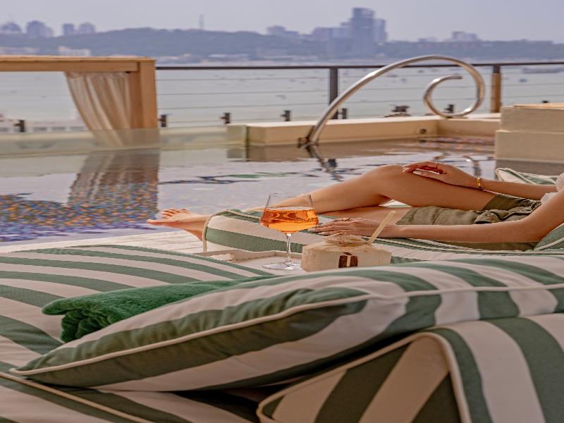 Siam@Siam Design Hotel Pattaya - Teras