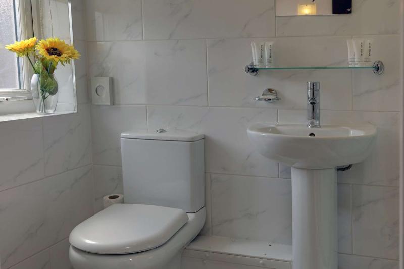 Best Western Greater London - Genel