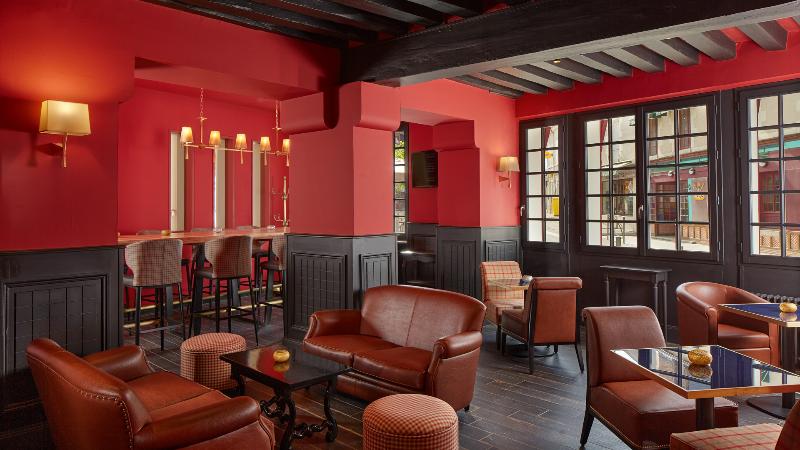Relais des Trois Chateaux - Genel