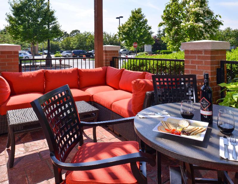 Hyatt Place Garden City - Genel