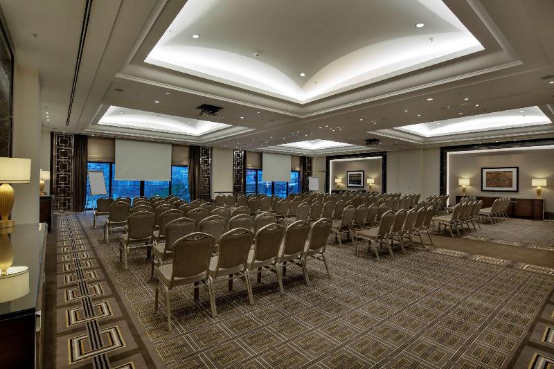 Hilton Istanbul Bomonti Hotel & Conference Center - Genel