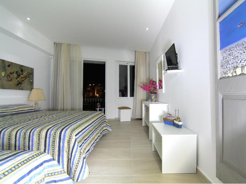 Opera hotel - Genel
