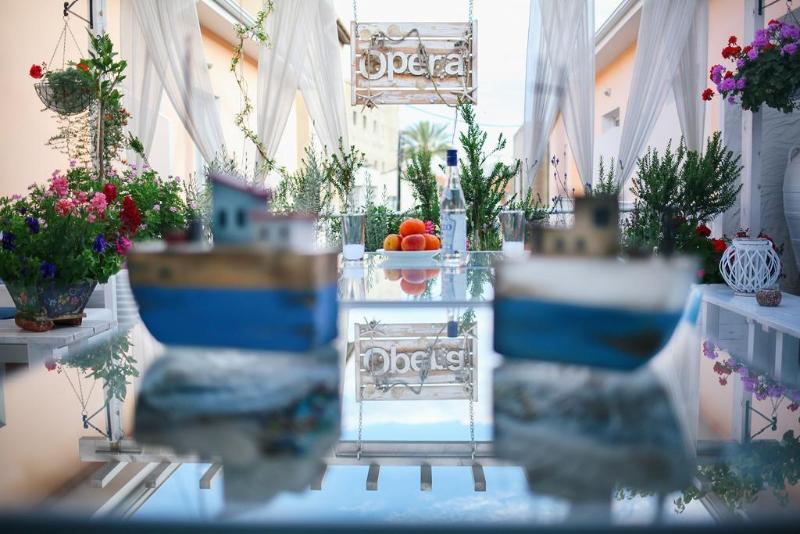 Opera hotel - Genel