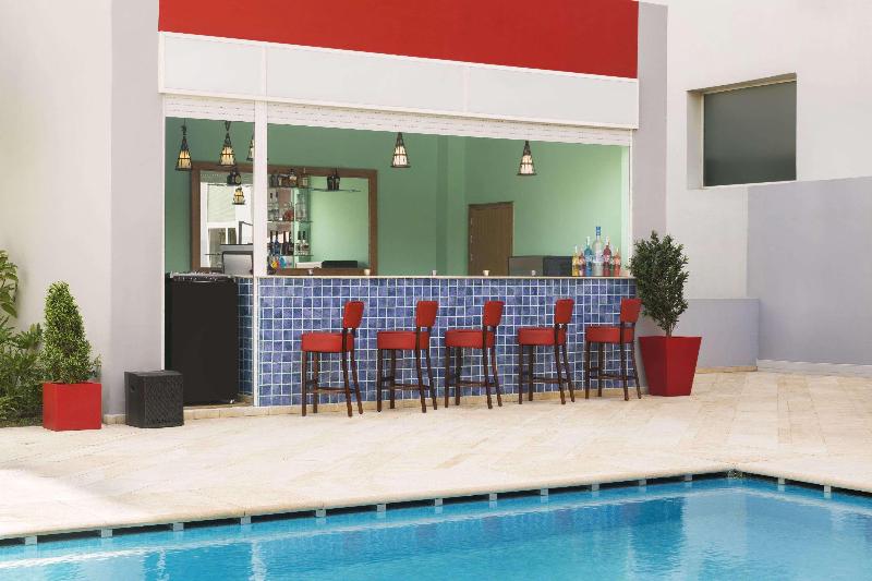 Ramada Encore Tangier - Bar