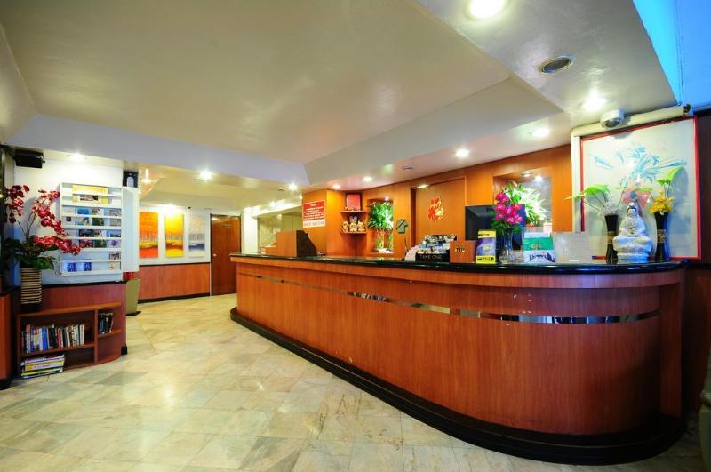 Maxim's Inn - Genel