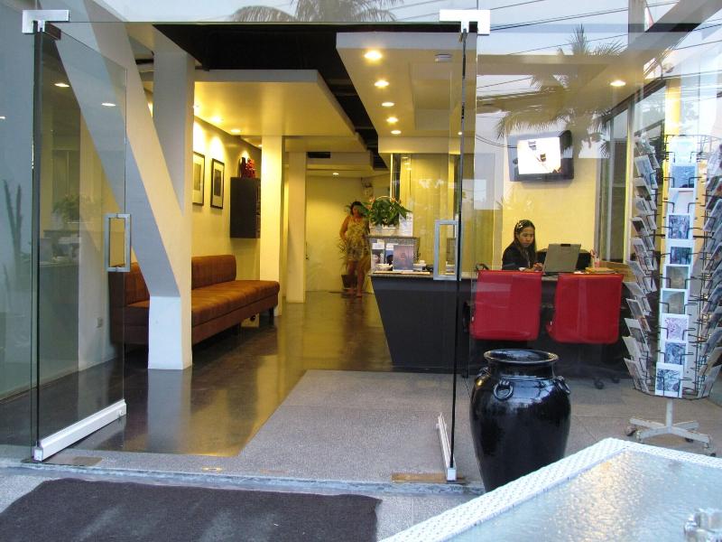 The Front Hotel & Appartments - Lobi