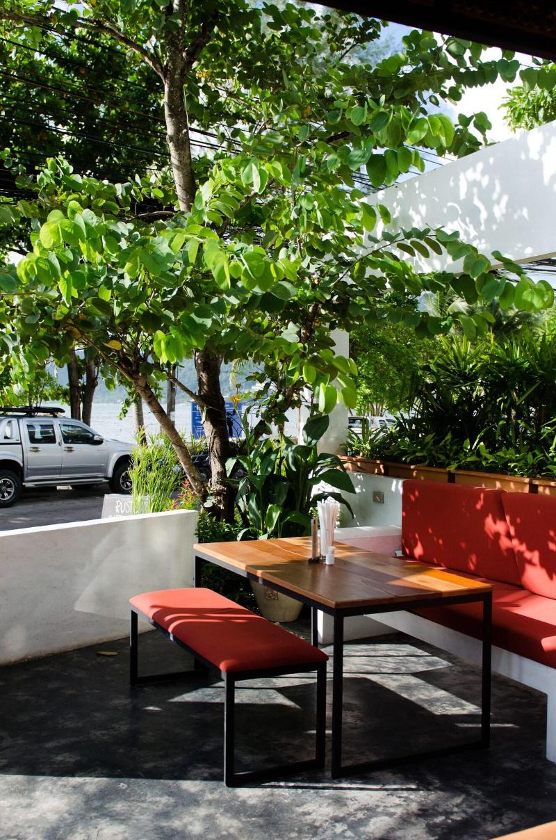 The Front Hotel & Appartments - Restoran