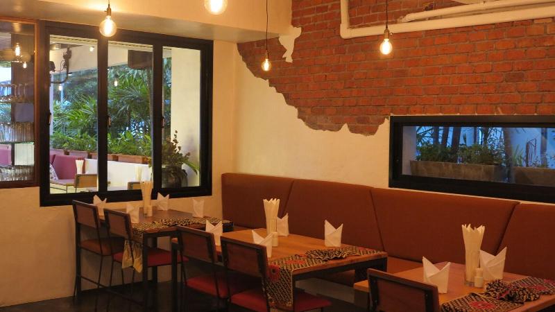 The Front Hotel & Appartments - Restoran