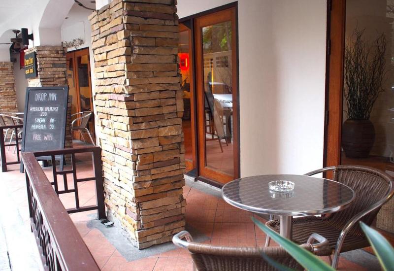 Drop Inn Bangkok - Teras