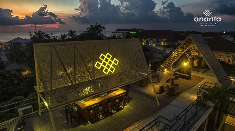 Ananta Legian - Bar