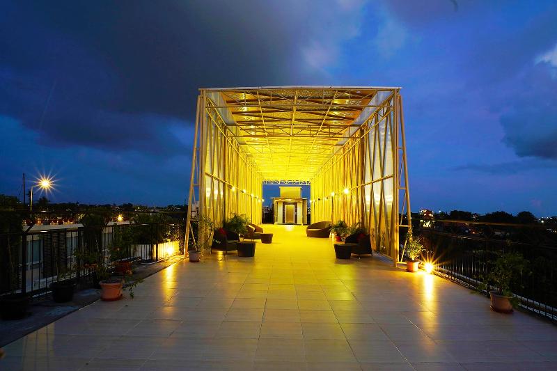 Ananta Legian - Genel