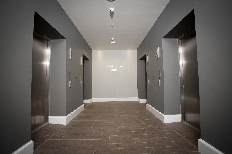 Staybridge Suites Birmingham - Lobi