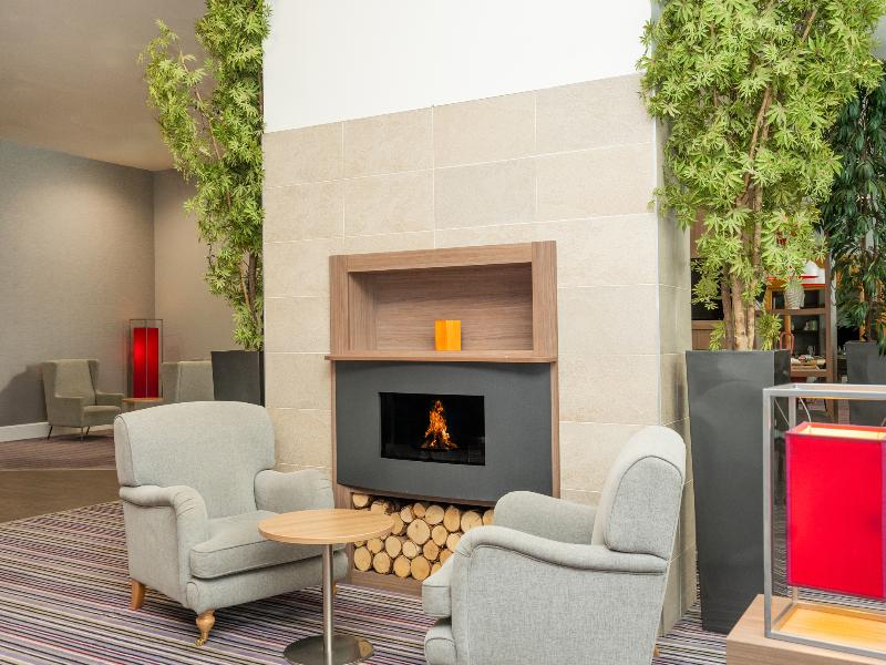 Staybridge Suites Birmingham - Lobi