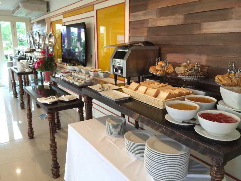 The Kiang Haad Beach Hua Hin Hotel - Restoran