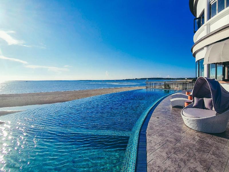 BW Suite Belitung - Havuz