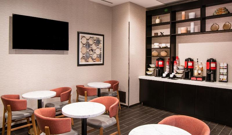 Hyatt Place New York Midtown South - Restoran
