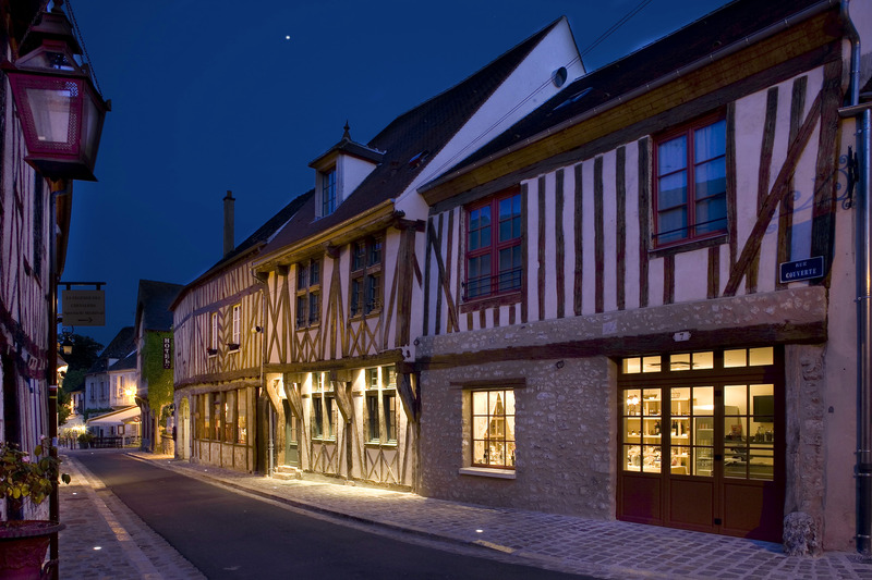Hôtel Aux Vieux Remparts - Genel