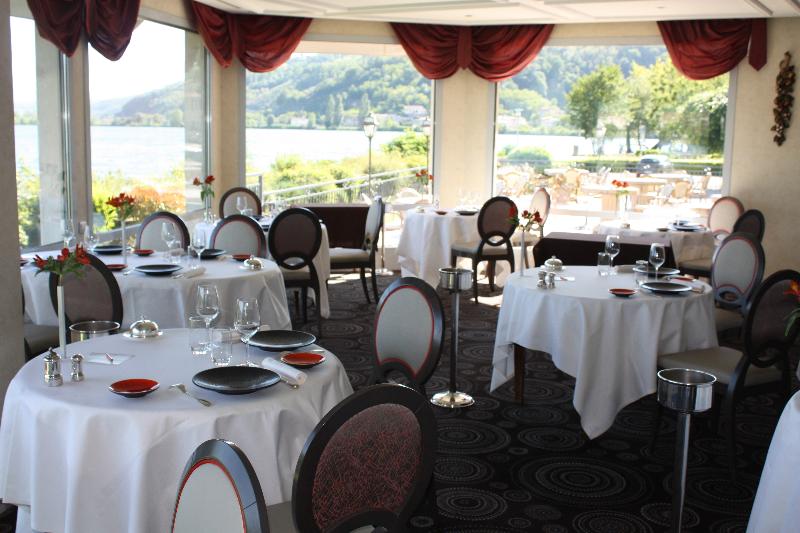 Le Beau Rivage - Restoran