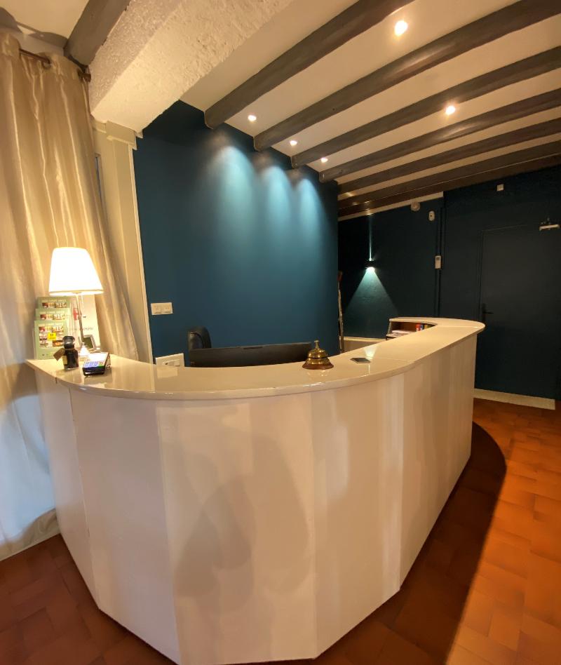 Logis Hotel Medieval - Lobi