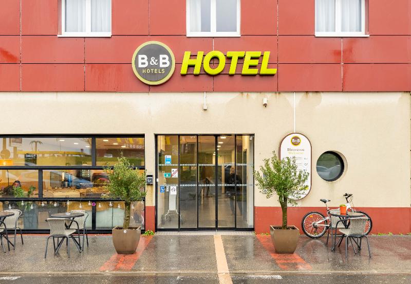 B&B HOTEL MAUBEUGE LOUVROIL - Genel