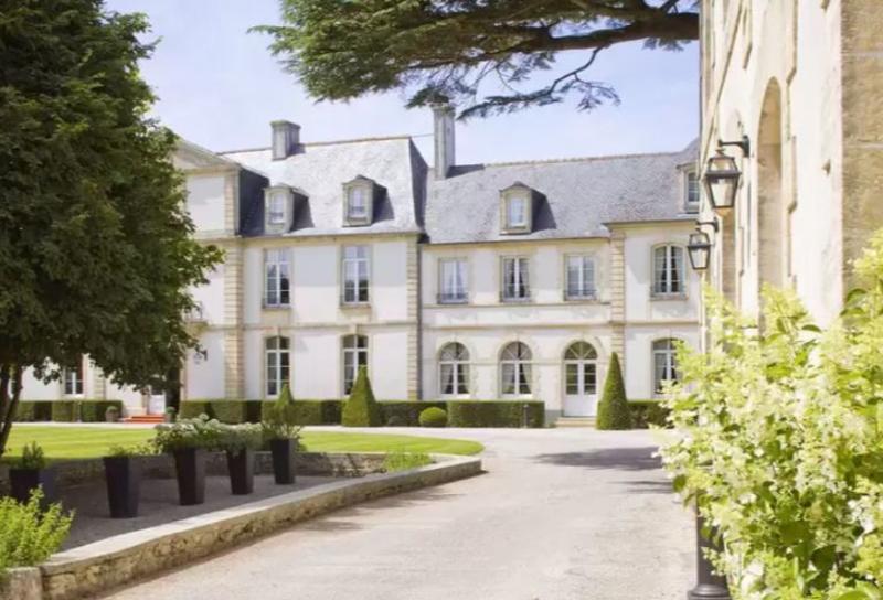 Chateau De Sully - Genel