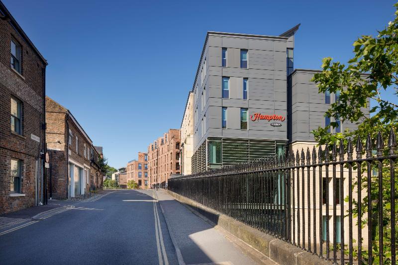 Hampton by Hilton York - Genel