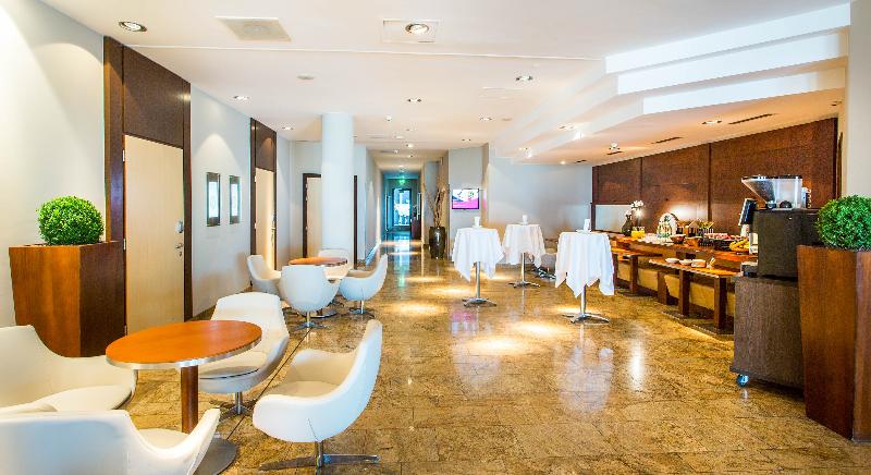 Movenpick Hotel Lausanne - Lobi