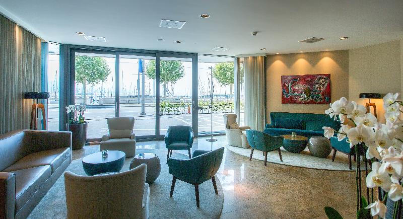 Movenpick Hotel Lausanne - Lobi