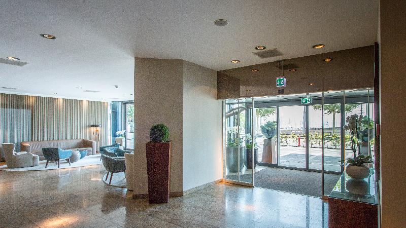 Movenpick Hotel Lausanne - Lobi