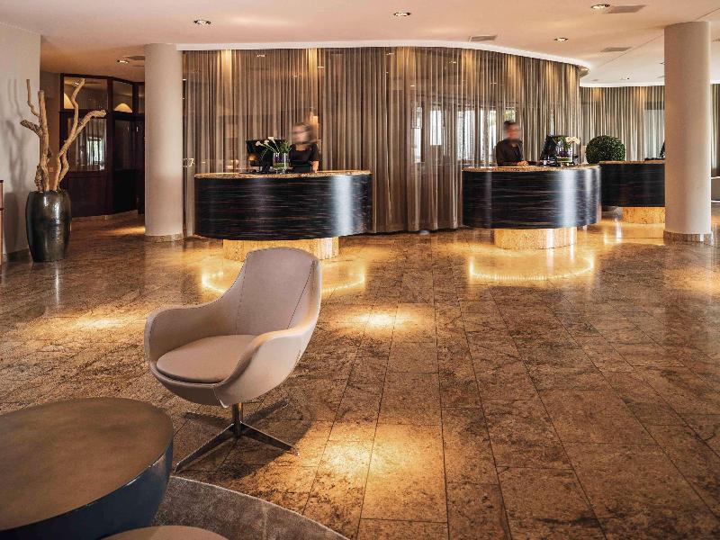 Movenpick Hotel Lausanne - Lobi